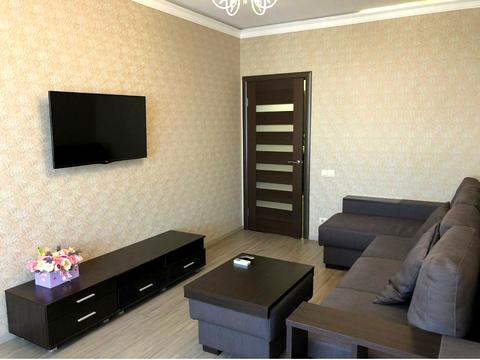квартира за адресою Анни Ахматової вул., 32/18