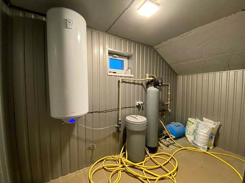 дом по адресу с. Забучье, Рідна