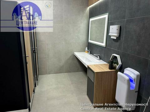 комерційна за адресою Незалежності просп., 40