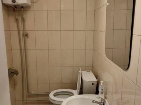 коммерческая по адресу Королеви Єлизавети 2, 15