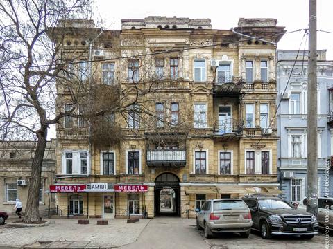коммерческая по адресу Базарная ул., 23
