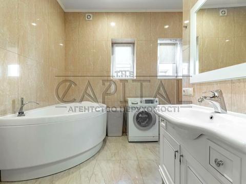 будинок за адресою Андріївська вул., 8