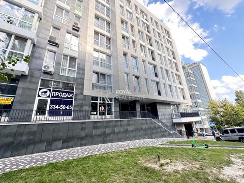 комерційна за адресою Лейпцизька вул., 1