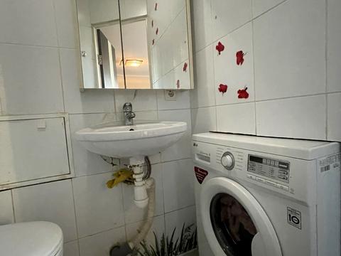 квартира за адресою Київ, Набережно-Корчуватська вул., 80