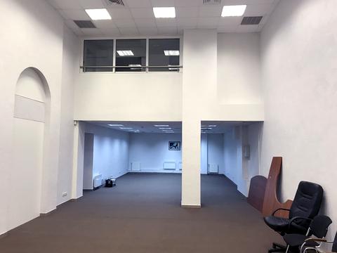 комерційна за адресою Варязький пров., 14