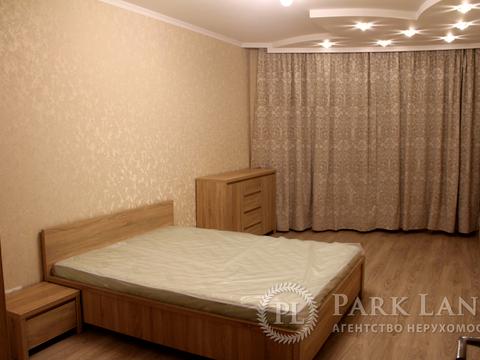 квартира за адресою Дніпровська набережна вул., 26-Б