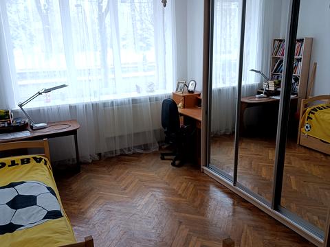 квартира за адресою Мельника, 14а