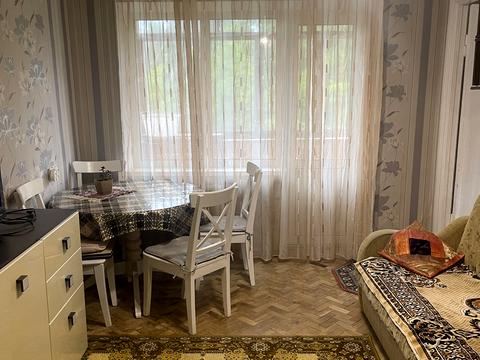 квартира за адресою Метробудівська вул., 8