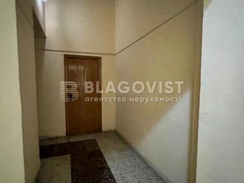 комерційна за адресою Ольгинська вул., 2/1