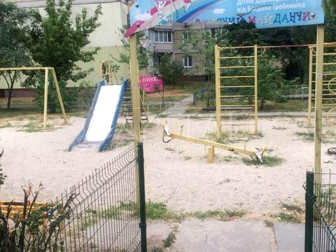 коммерческая по адресу Братства Тарасовцев ул. (Декабристів), 10-А