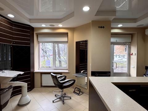 комерційна за адресою Берестейський просп. (Перемоги), 74