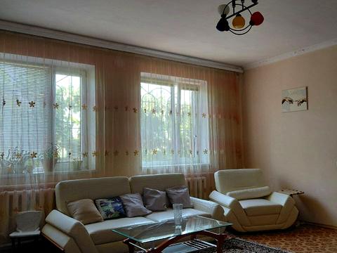 будинок за адресою Грушевского, 8