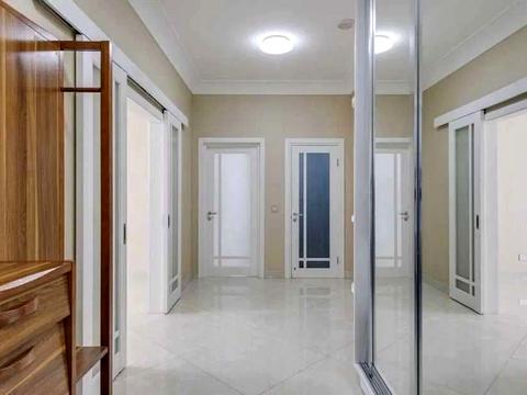 квартира за адресою Дніпровська набережна вул., 14