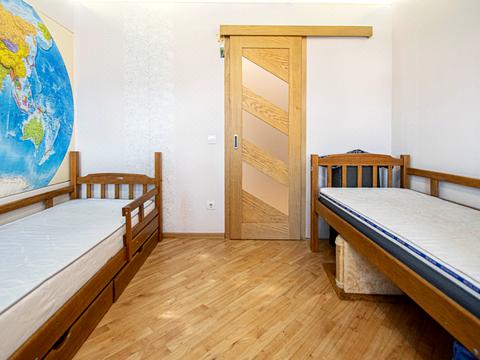 квартира за адресою Тролейбусна вул., 3-В