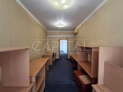 коммерческая по адресу Лукьяновская ул., 1