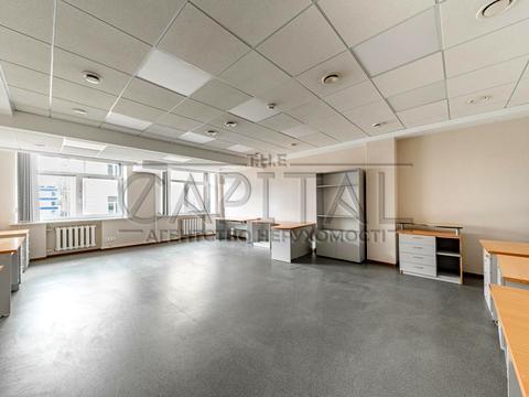 комерційна за адресою Ділова вул. (Димитрова), 5-Б