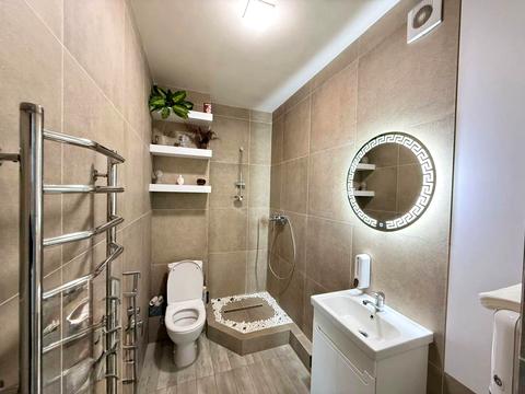 комерційна за адресою Соборності просп. (Возз'єднання), 30