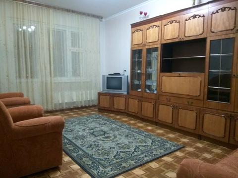 квартира за адресою Ревуцького вул., 18