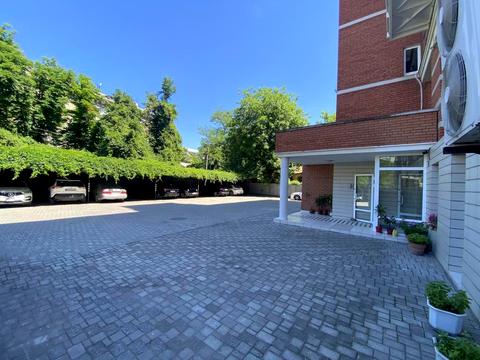 коммерческая по адресу пл. Соборна, 7б