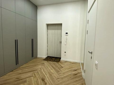 квартира за адресою Дмитра Яворницького просп. (Карла Маркса), 72