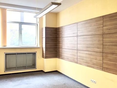 комерційна за адресою Бульварно-Кудрявська вул. (Воровського), 33