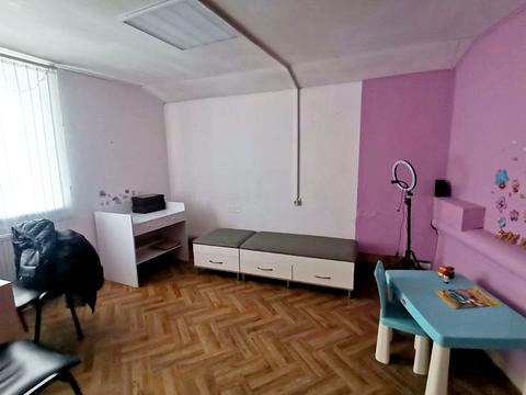 комерційна за адресою Космічна вул., 34