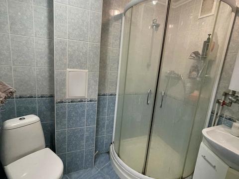 квартира за адресою Лаврська вул. (Січневого Повстання), 4