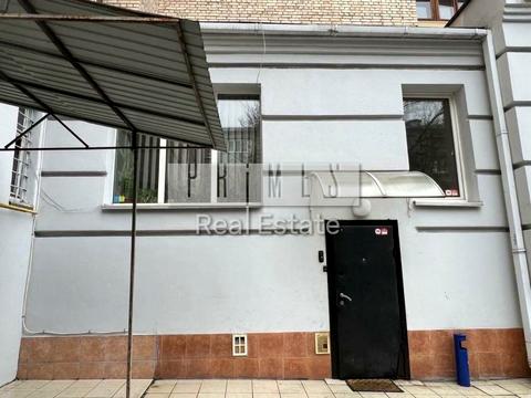 коммерческая по адресу Оболонская ул., 12