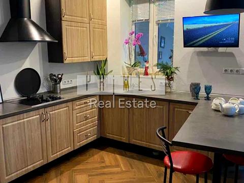 дом по адресу Локомотивная