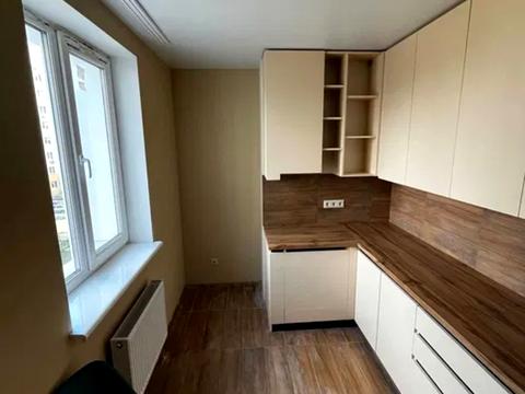 квартира за адресою Льва Ландау просп. (50-річчя СРСР), 52