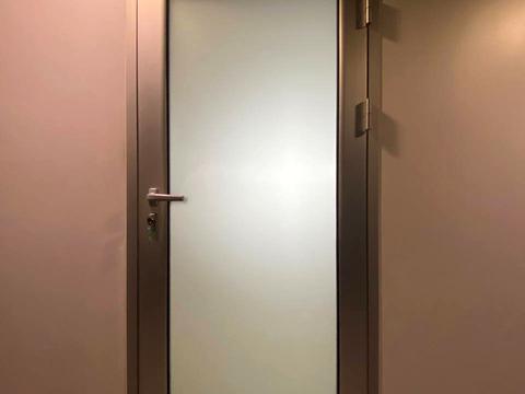 комерційна за адресою Мечникова вул. (Кловський), 18