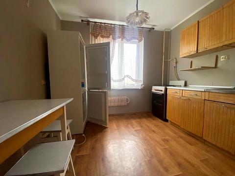 квартира за адресою Івана Миколайчука вул., 60