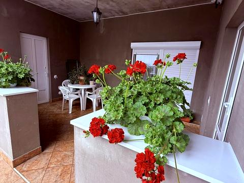 дом по адресу Августина Волошина ул.