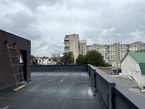 комерційна за адресою Грушевського вул., 32-А