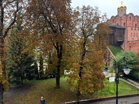 квартира за адресою Лисенка вул., 1