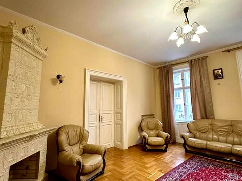квартира за адресою Героїв Майдану вул. (Гвардійська), 4