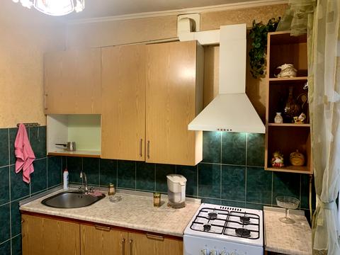 квартира по адресу Строителей ул., 12