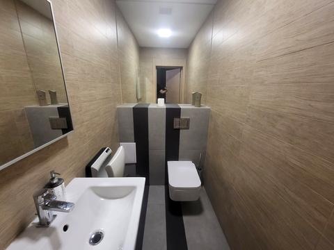 комерційна за адресою Гоголівська вул., 14