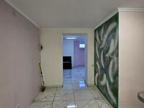 комерційна за адресою Кирила Трильовського вул., 25