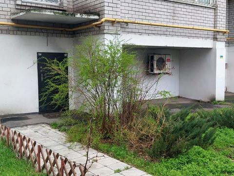 комерційна за адресою Мандриківська вул., 340