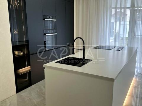 дом по адресу Броварський