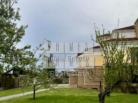 комерційна за адресою Риболовецька вул., 1