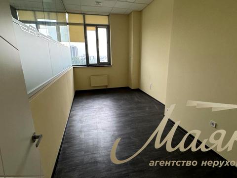 комерційна за адресою Автозаводська вул., 54/19