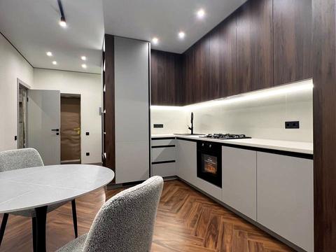 квартира за адресою Щаслива вул., 65