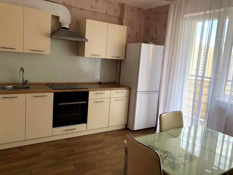 квартира за адресою Михайла Максимовича вул. (Онуфрія Трутенка), 9