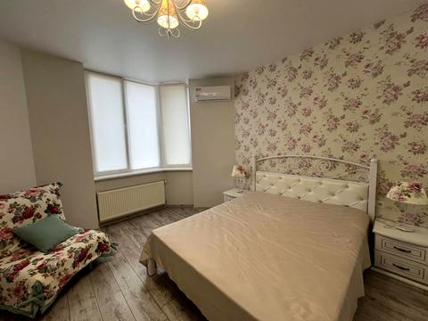 квартира за адресою Абрикосова вул., 3