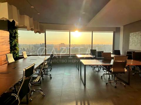 комерційна за адресою Кловський узвіз, 7