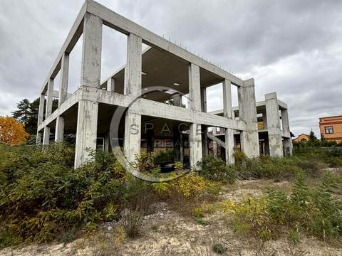 ділянка за адресою Лугова