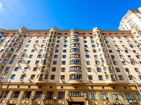 паркомісце за адресою Полтавська вул., 10