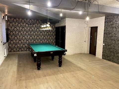 комерційна за адресою Західна вул., 10